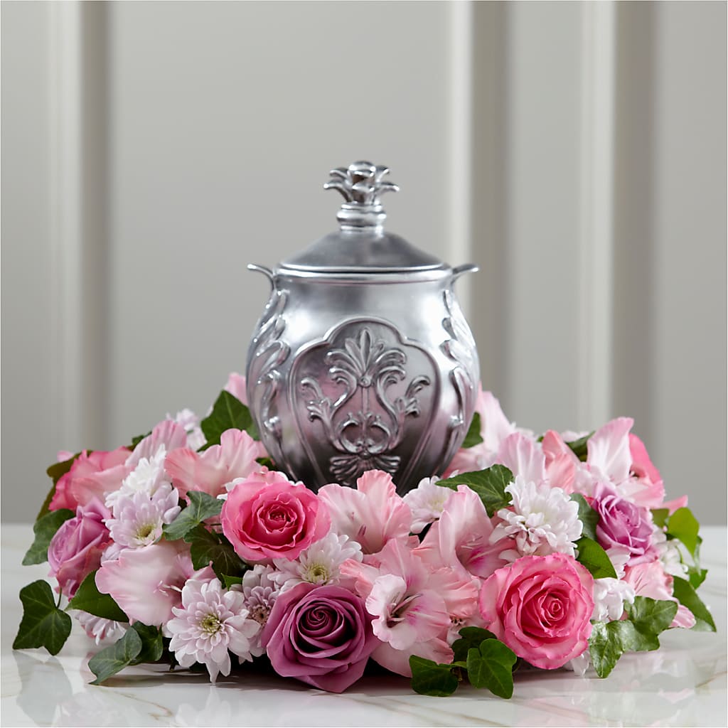 Glorious Tribute Arrangement – Magnolia Oaks Florist, Tyrone GA