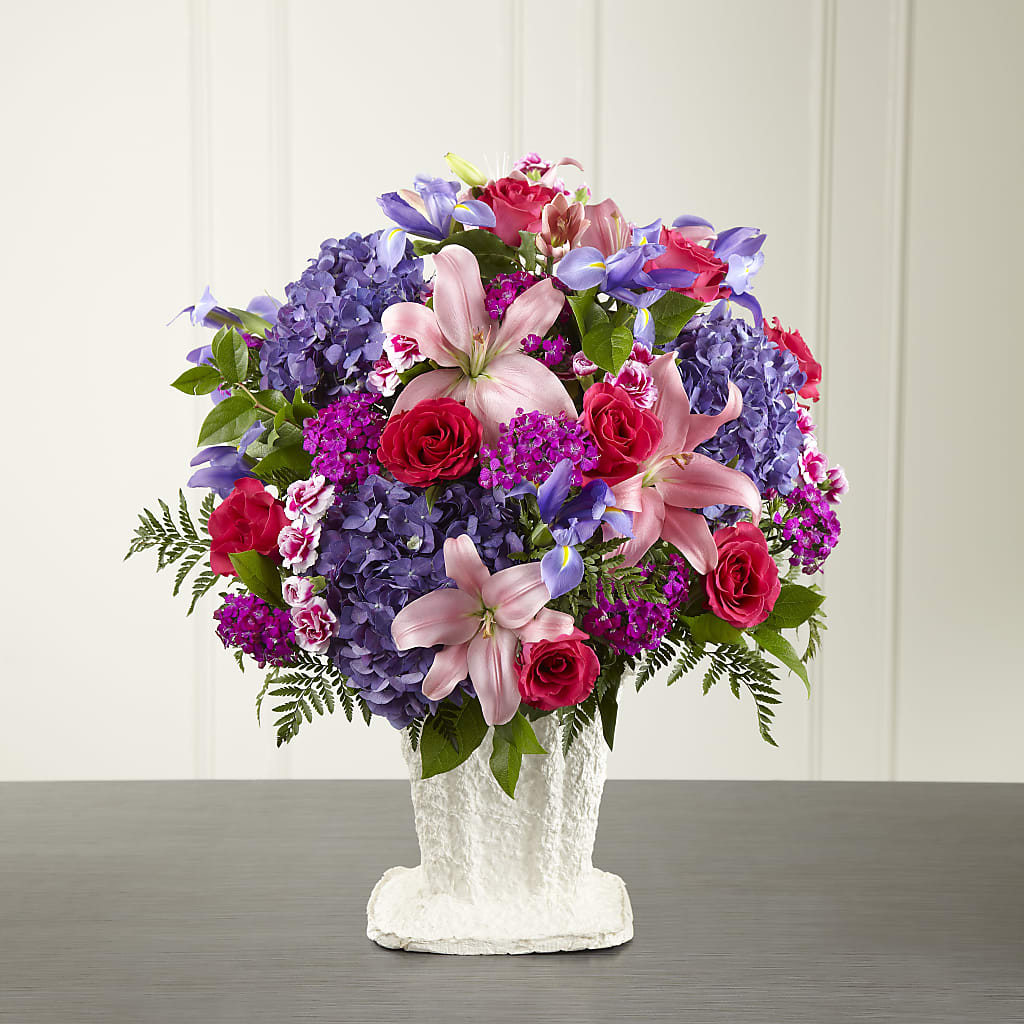 We Fondly Remember Arrangement – Magnolia Oaks Florist, Tyrone GA