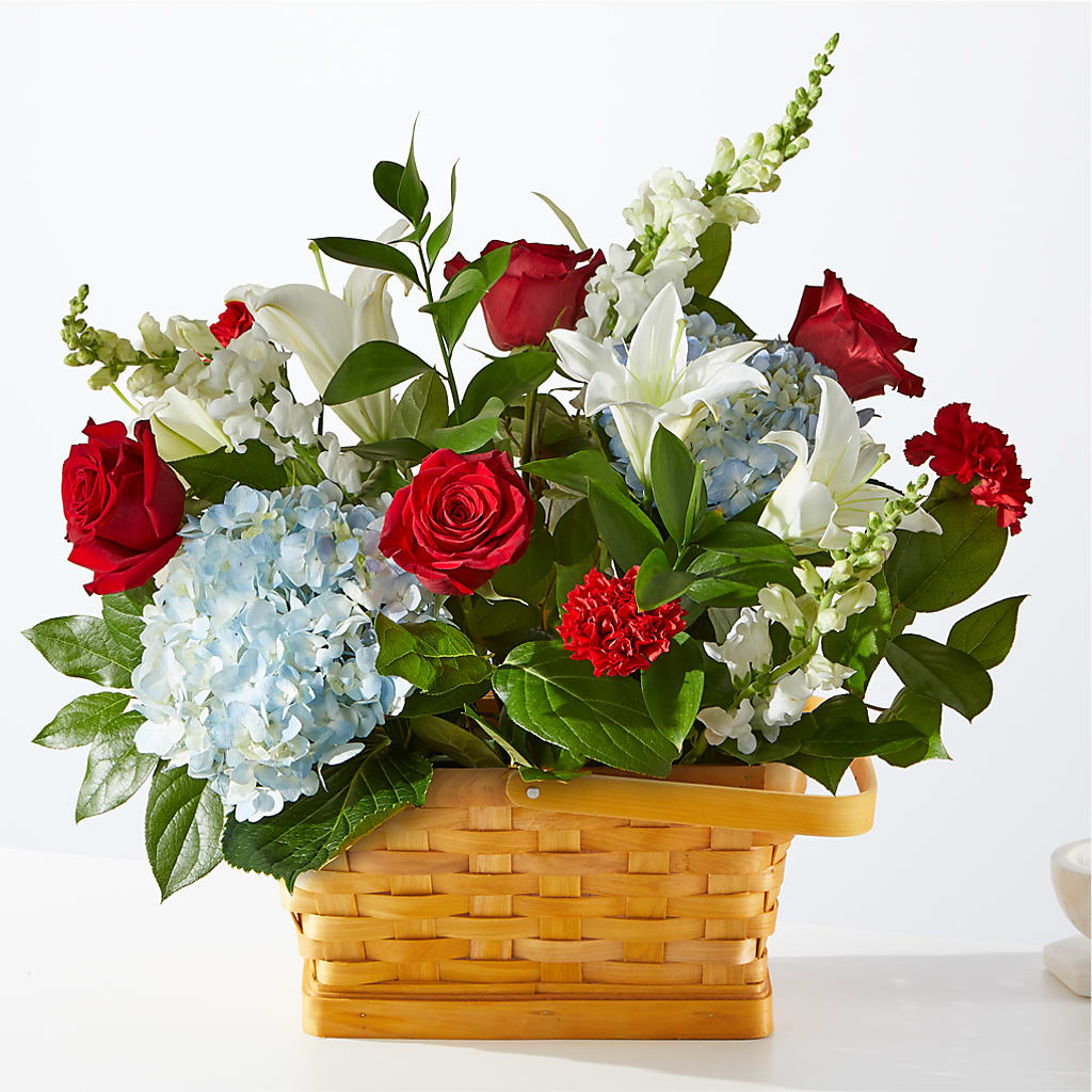 Greater Glory Basket – Magnolia Oaks Florist, Tyrone GA