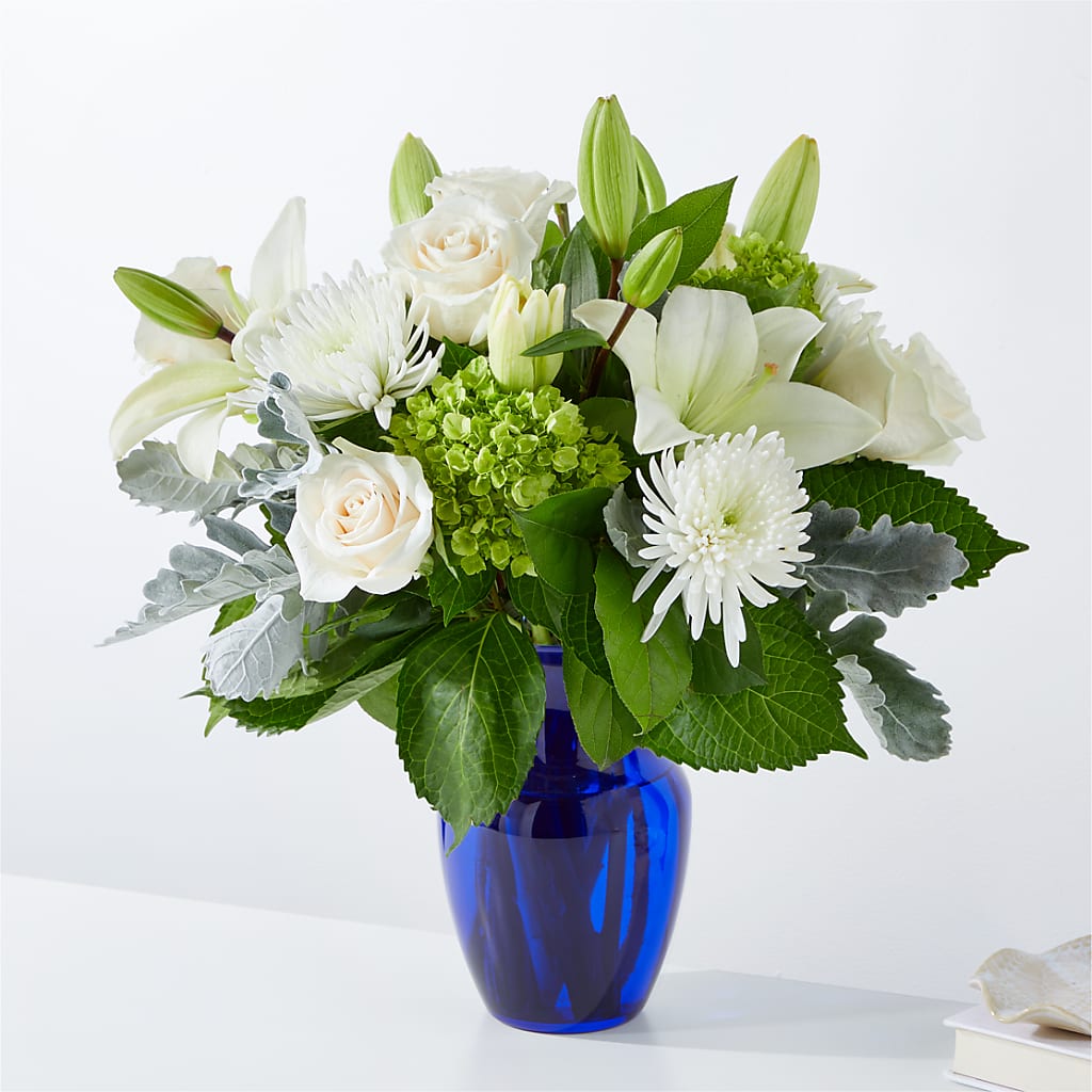 Snowy Dreams Bouquet – Magnolia Oaks Florist, Tyrone GA