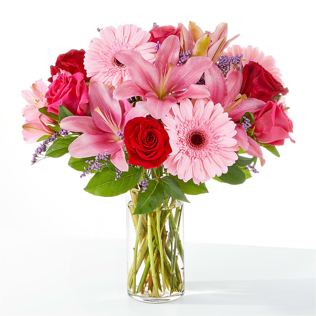 Lots of Love Bouquet – Magnolia Oaks Florist, Tyrone GA