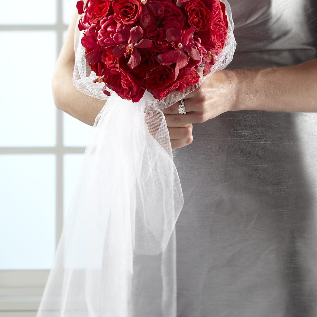 Desire Bouquet – Magnolia Oaks Florist, Tyrone GA