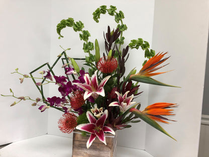 Lillies and birds –  Magnolia Oaks Florist, Tyrone GA