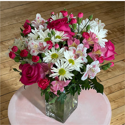 Sweet Surprises® Bouquet –  Magnolia Oaks Florist, Tyrone GA