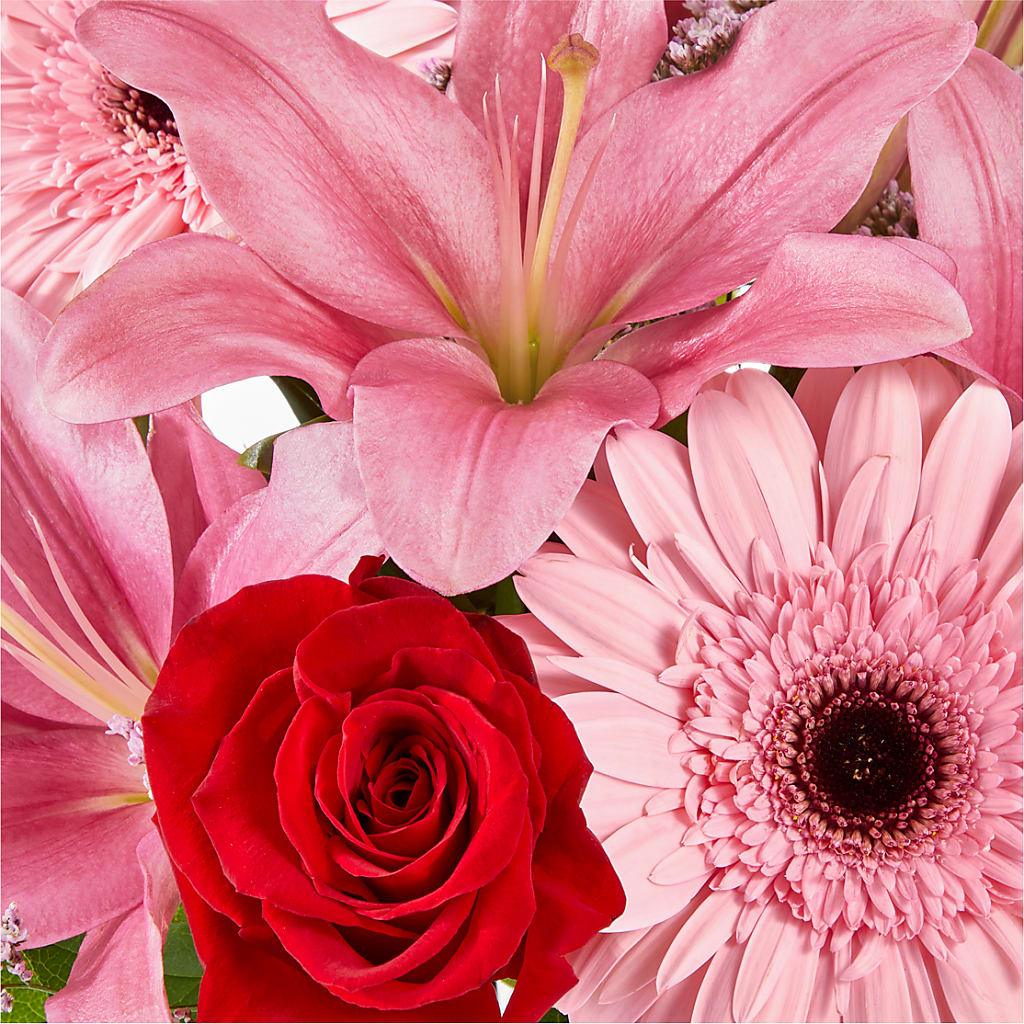 Lots of Love Bouquet –  Magnolia Oaks Florist, Tyrone GA